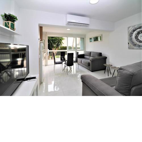 Albatros Ground Floor 1-4