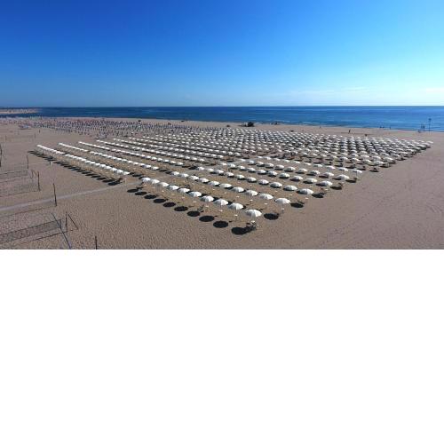 Albatross Mobile Homes on Camping Mare e Pineta