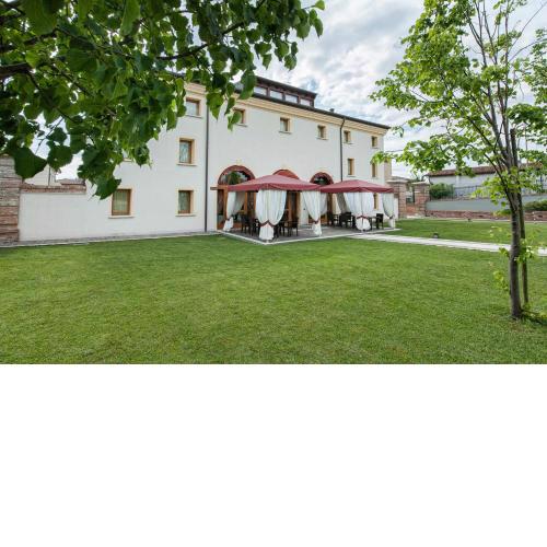 Albergo Antica Corte Marchesini