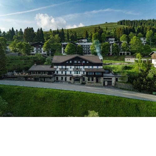 Albergo Ristorante Bucaneve