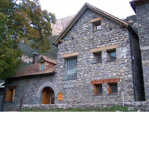 Albergue Borda Miguela, Saravillo