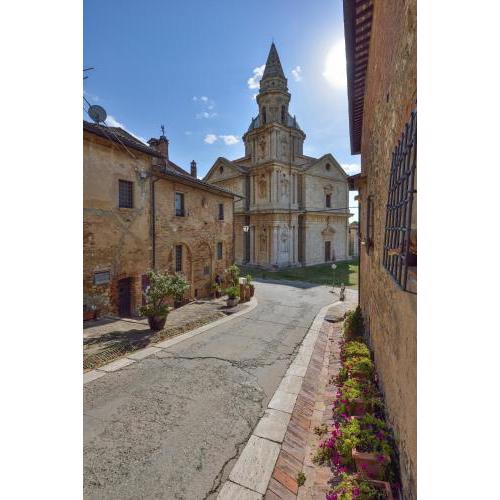 Alberto Charming Home