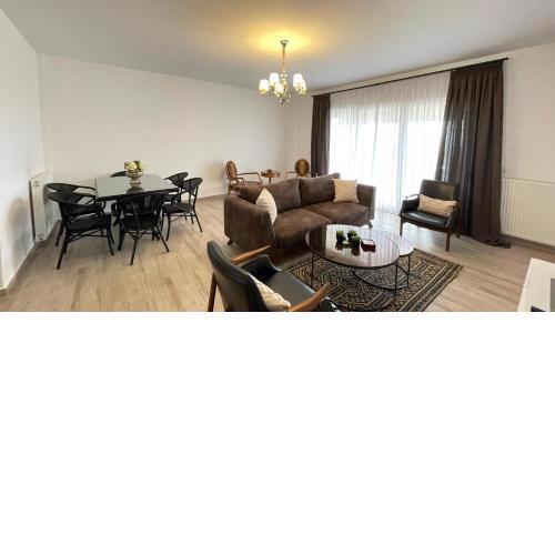 Albina's luxury Villa 3 bedroom