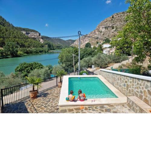 ALCALA DEL JUCAR, Casa rural Rio Tranquilo 1 -Piscina privada-