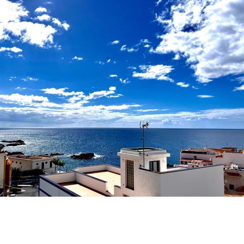 ALCAMAR APARTMENT! with beautiful views of the sea!