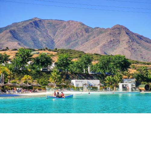 Alcazaba Lagoon Apartment with Private Beach, Pools, Gym, Sauna, Hot Tub & Fully Equipped Kitchen
