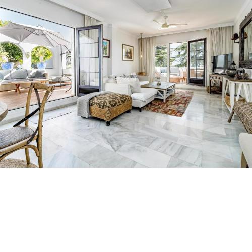 Aldea Blanca Marbella by Roomservices