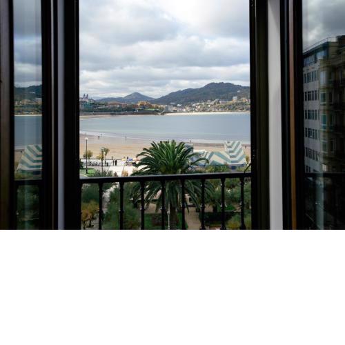 Alderdi Eder by People Rentals