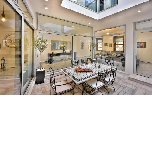 ALDIS MANSION by K&K