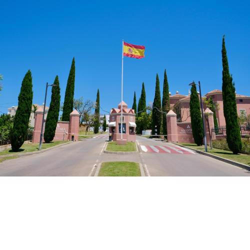 ALEGRIA DE VIVIR EXCLUSIV 2 bedroom appartment pool, parking, wifi, netflix, padel and more