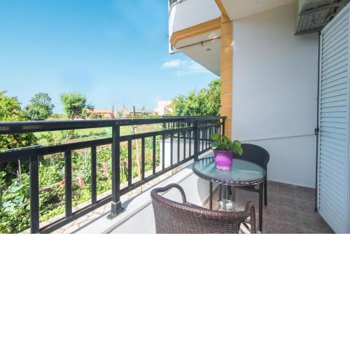 Aleka Apartment 2