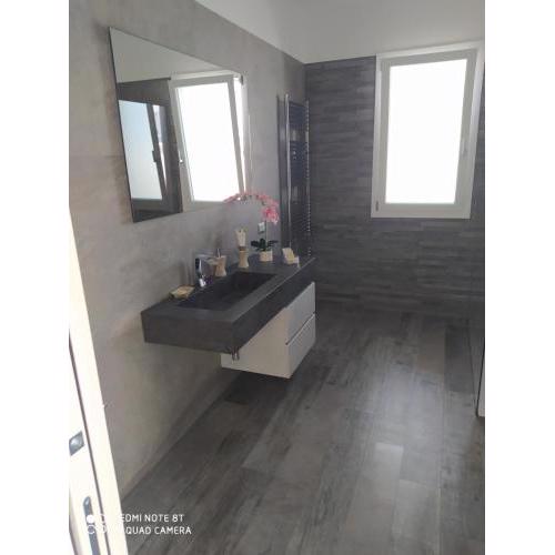 Alessio Room