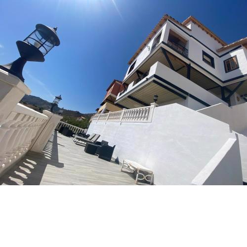 Alex &Adam villa