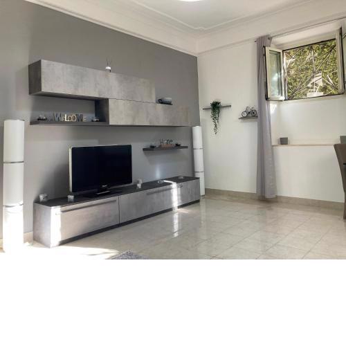 Alex Rhome Apartment