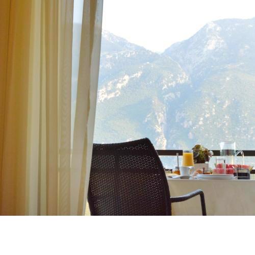 Alexakis Hotel & Spa