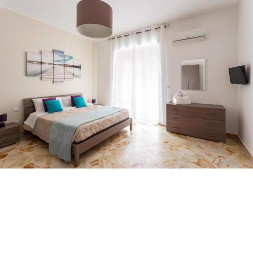 Alexander Rooms