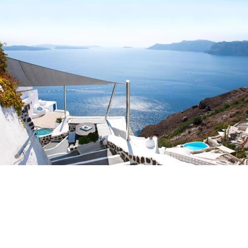 Alexander's Suites