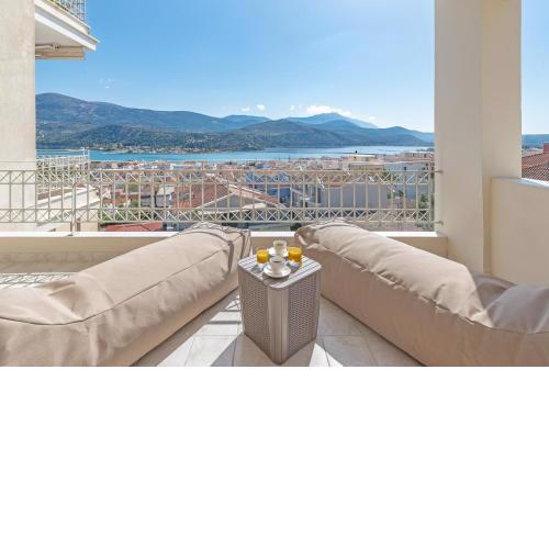 Alexandra's Cozy Sea View Apartment