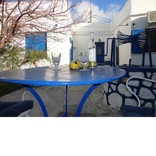 Alexandros House