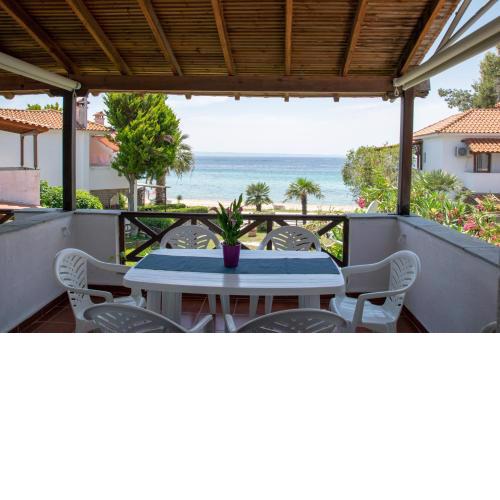 Alexger Beach Front Deluxe house
