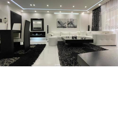 Alfa Luxury Home