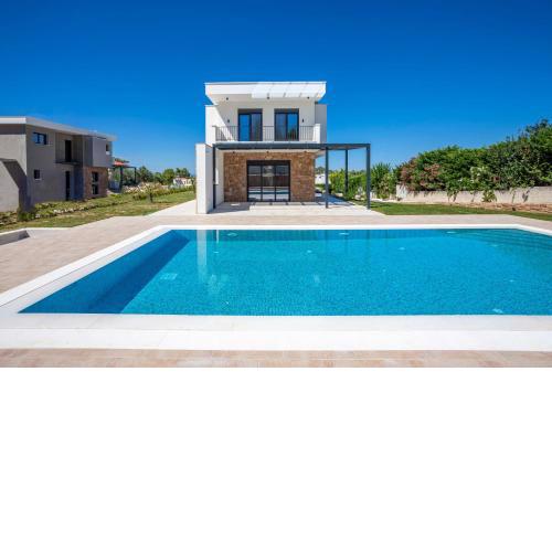 Alfie Luxury villa with private pool