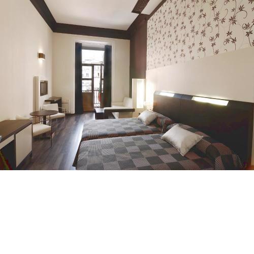 Alhambra Suites