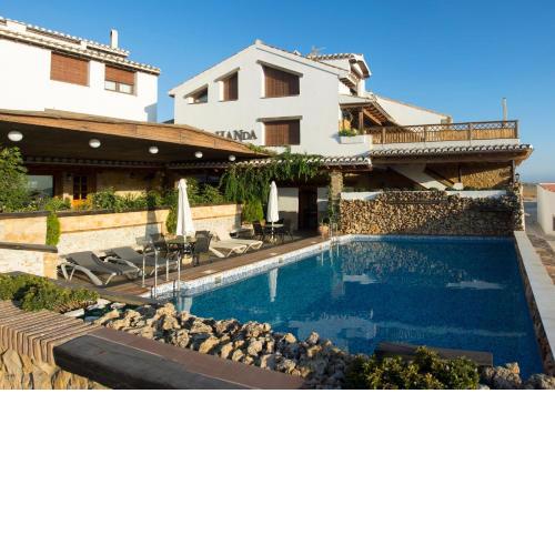 Alhanda Apartahotel