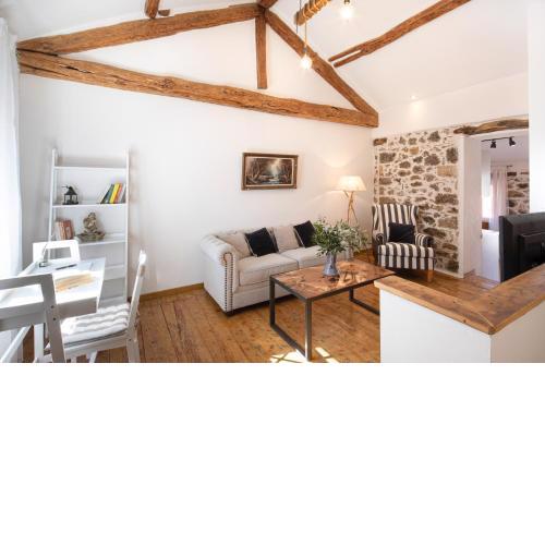 Alia House