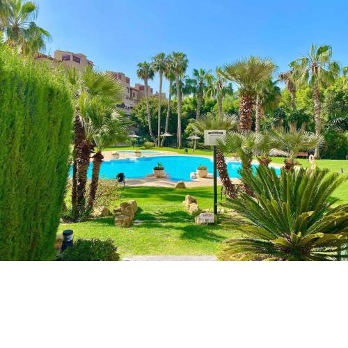 Alicante Golf Hoyo 18 4-6 Pax. piscina, wifi, parking privado.