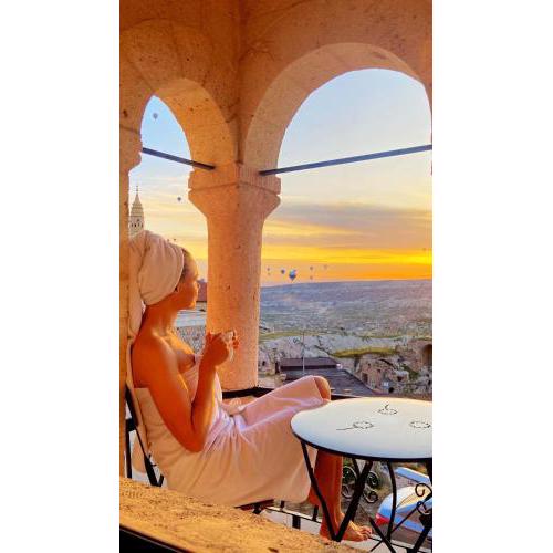 Alice in Cappadocia