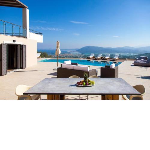 Alivia Lefkas Luxury Villas