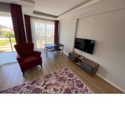 Alkaya apart