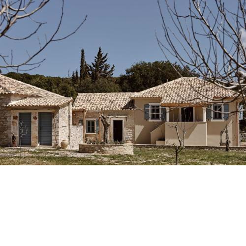 Alkis Farm and Residence