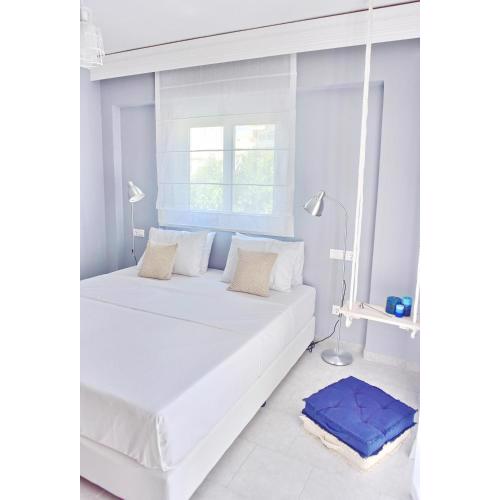Alkyoni City Apartment