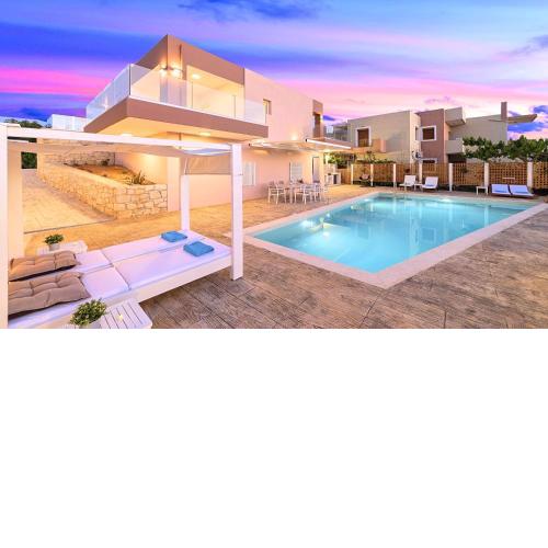 Allas Villa Heated Pool