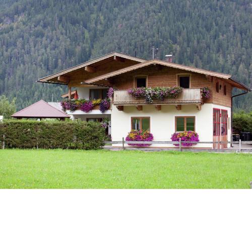 Alluring Apartment with Swimming Pool in Waidring Tyrol