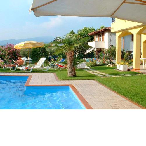 Alluring Holiday home in Lazise with Swimming Pool