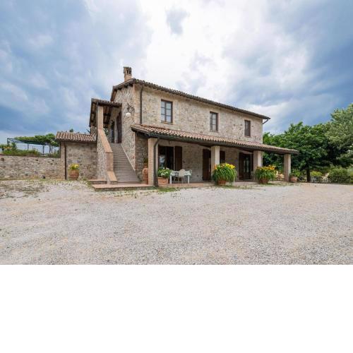 Alluring Villa in Fabro with Private Swimming Pool