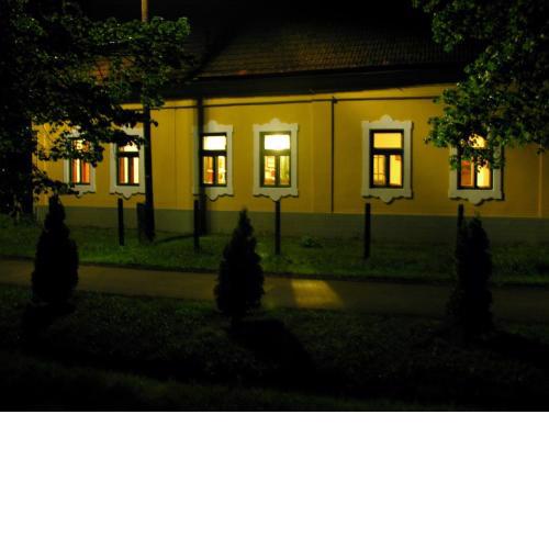Almásliget Vendégház