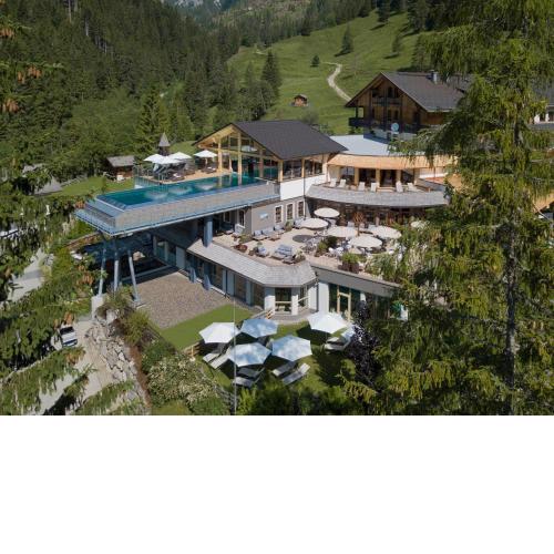 Almwellness-Resort Tuffbad