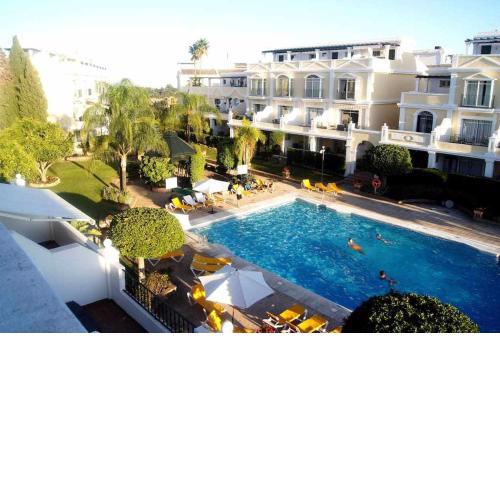 ALOHA Apartamento con 3 piscinas y parking