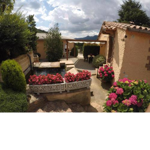 Alojamiento con jardín, barbacoa, piscina en pleno Montseny