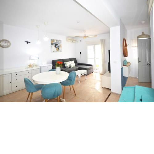 Alojamiento con Terraza privada junto al mar