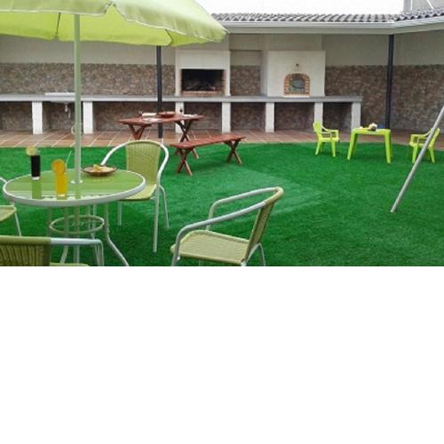 Alojamiento Ecológico El lince de Granadilla jardín privado-barbacoa, parking cubierto, WIFI, bañera y ducha HIDROMASAJE, lavavajillas, Aire Acondicion