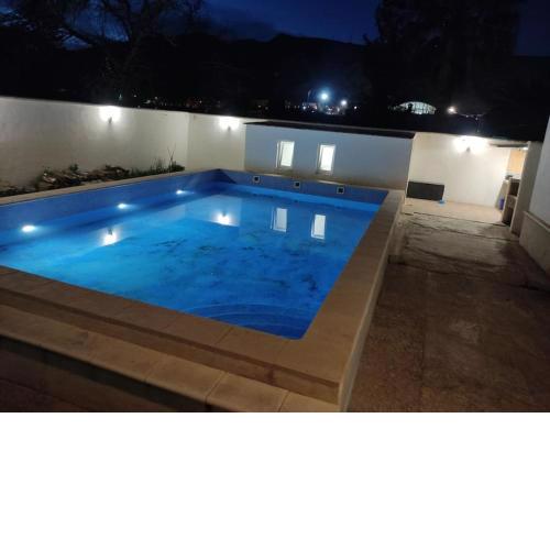 Alojamiento entero: chalet.