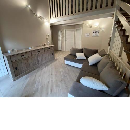 Alpinia Home