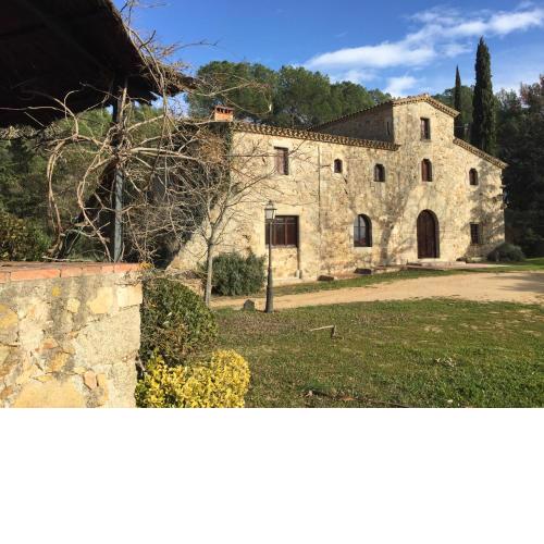 Alquiler de casa rural completa: Masía del siglo XV en la Costa Brava