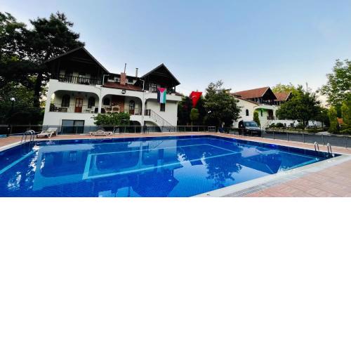 Alriyan Apartments
