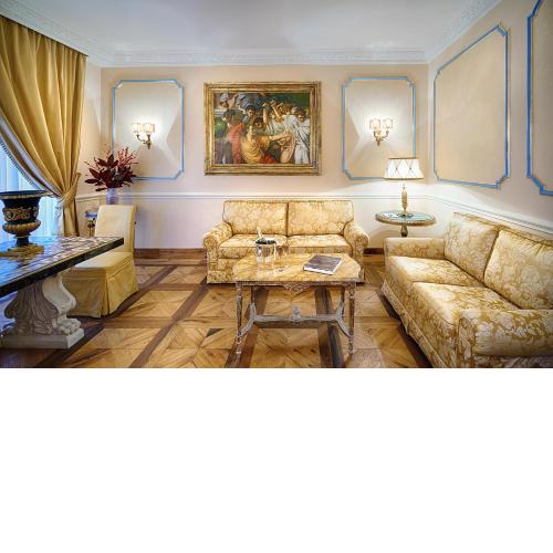 Alta Luxury Apartments - Frezza